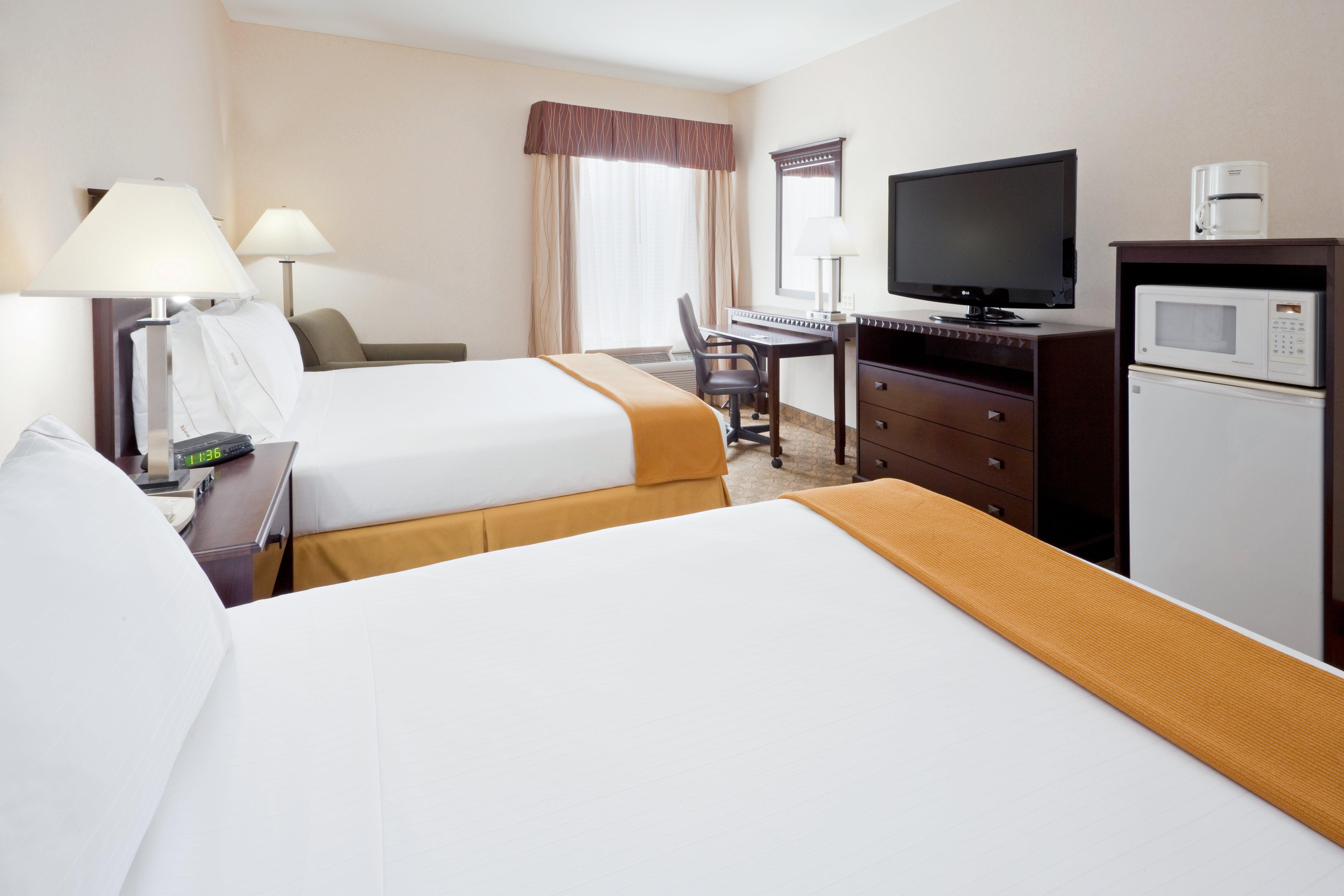Holiday Inn Express & Suites Carneys Point - Pennsville By Ihg Esterno foto