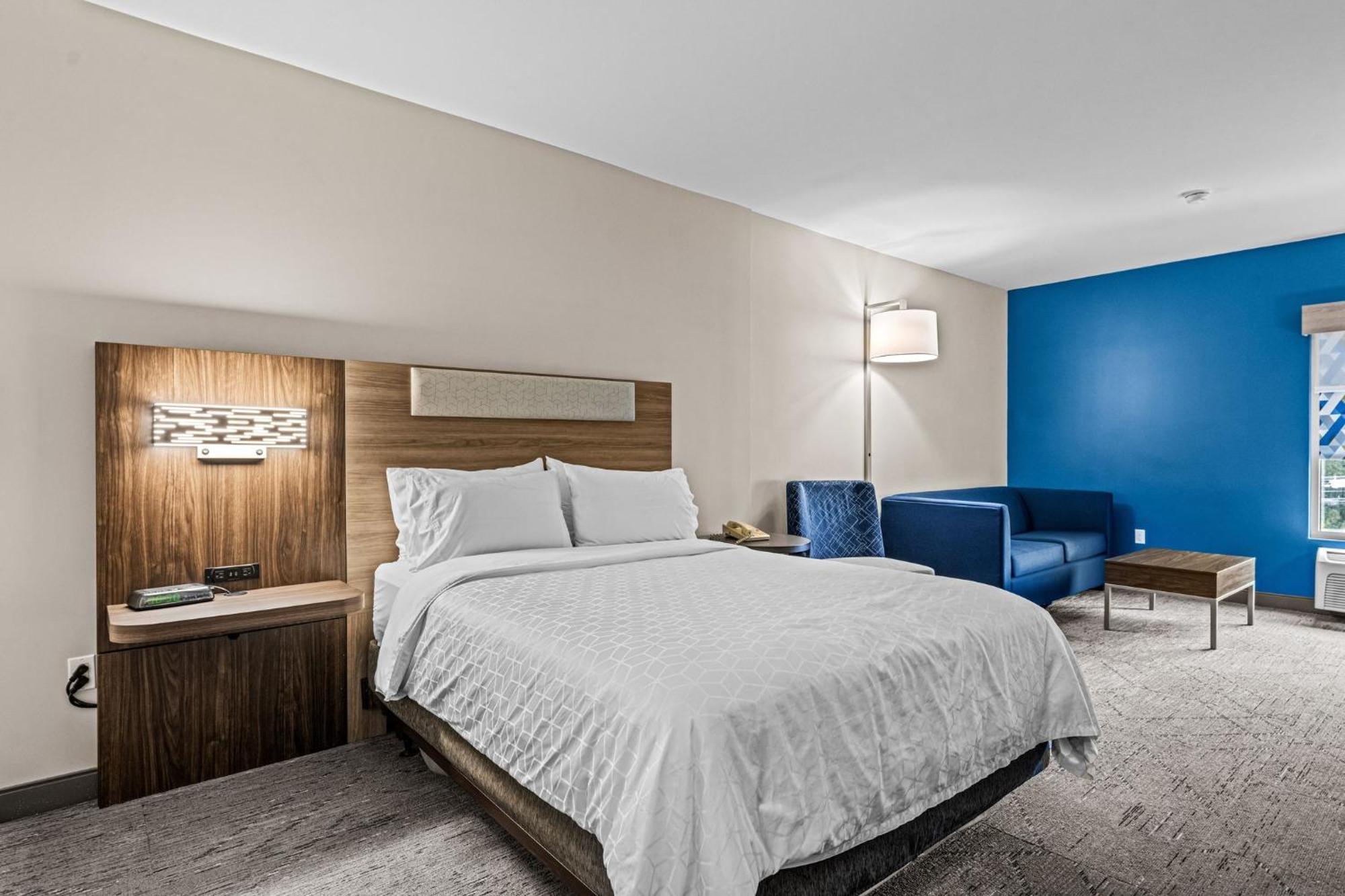 Holiday Inn Express & Suites Carneys Point - Pennsville By Ihg Esterno foto