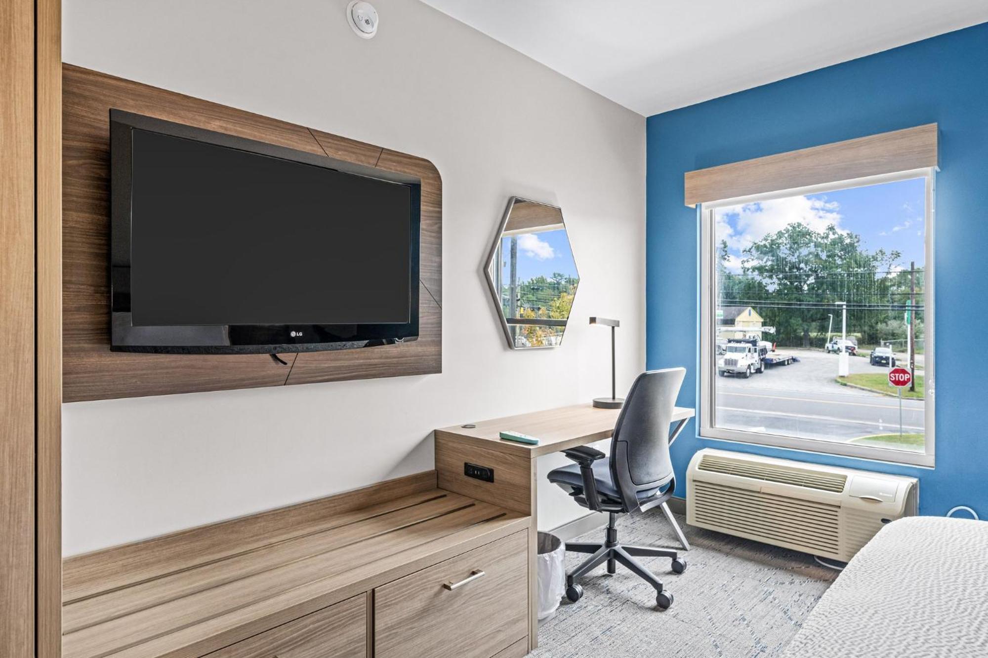 Holiday Inn Express & Suites Carneys Point - Pennsville By Ihg Esterno foto