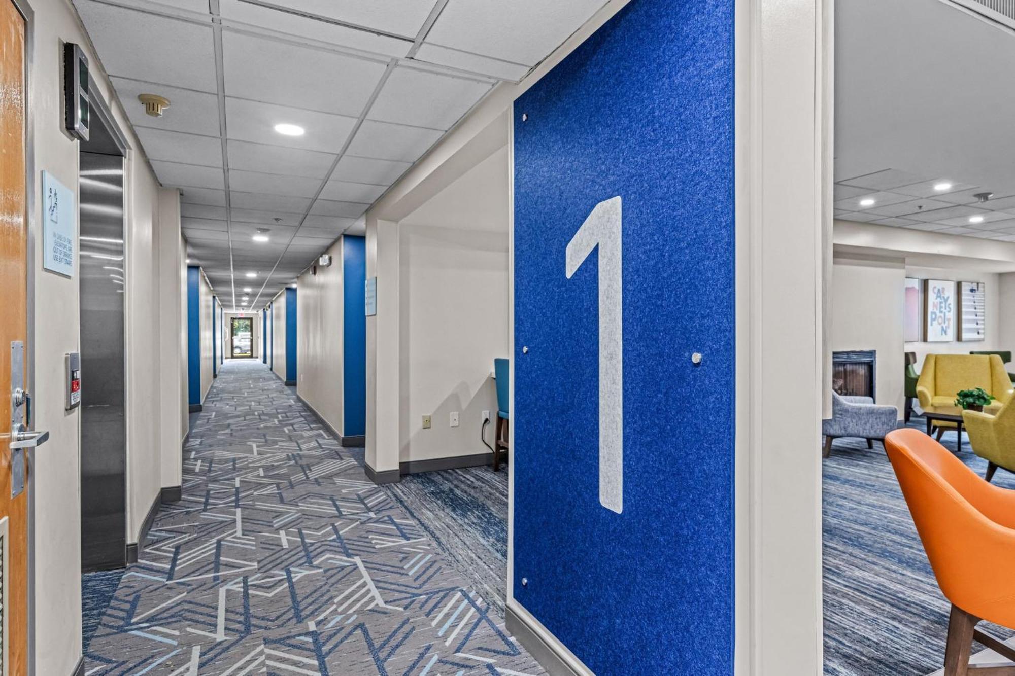 Holiday Inn Express & Suites Carneys Point - Pennsville By Ihg Esterno foto