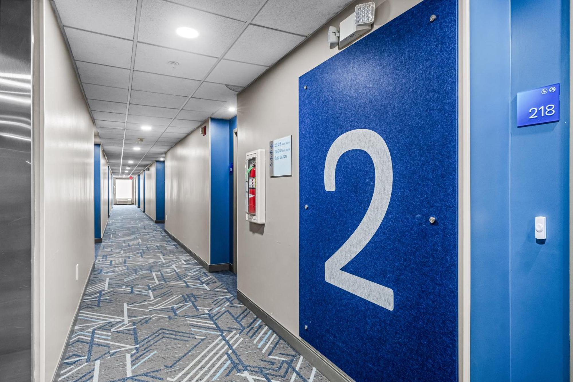 Holiday Inn Express & Suites Carneys Point - Pennsville By Ihg Esterno foto