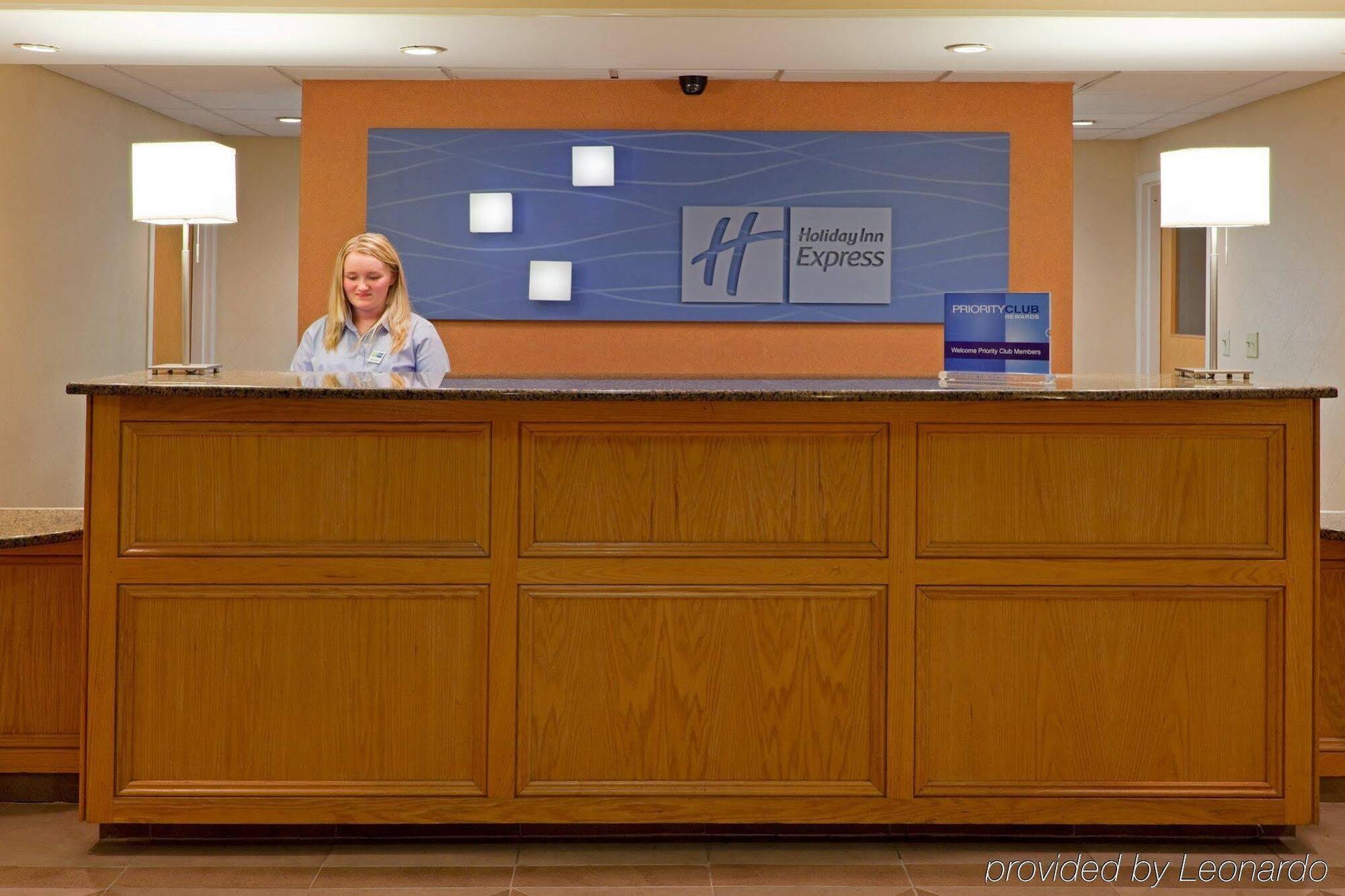 Holiday Inn Express & Suites Carneys Point - Pennsville By Ihg Esterno foto